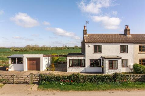 Higham Cross Road, Hanslope, Milton... 3 bed semi
