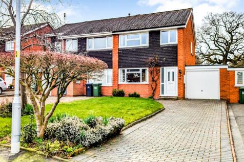 3 bedroom semi-detached house for sale