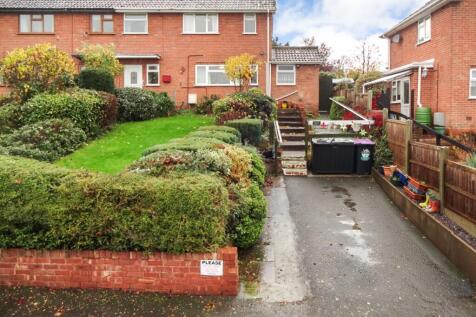 Rhea Hall Estate, Highley... 3 bed semi