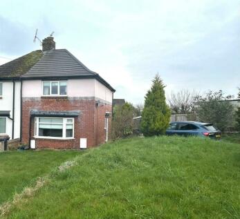 2 bedroom semi-detached house for sale