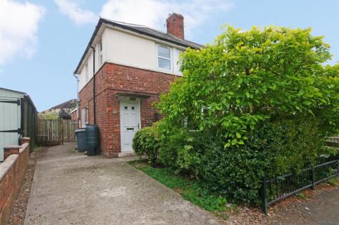 3 bedroom town house for sale