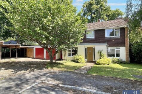 Red House Drive, Sonning Common... 4 bed detached house for sale