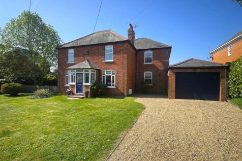 Woodlands Road, Sonning Common... 4 bed detached house for sale