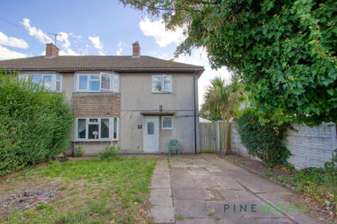 Yew Tree Avenue, Mansfield NG19 4 bed semi