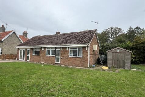 Brettenham, Ipswich, Suffolk, IP7 3 bed bungalow for sale