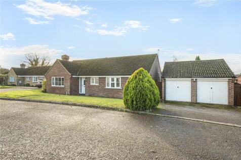 Walnut Close, Hopton, Diss, Suffolk... 3 bed bungalow for sale