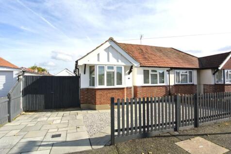 2 bedroom semi-detached bungalow for sale