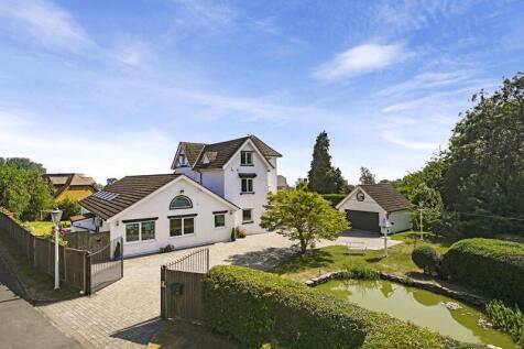 Hythe 4 bed detached house for sale