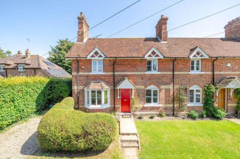 The Street  Postling 2 bed terraced house for sale