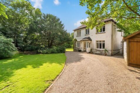 Hythe/Saltwood 4 bed detached house for sale