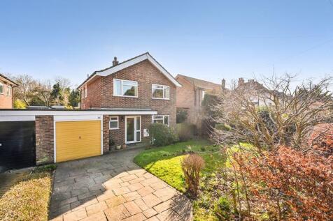 Saltwood 3 bed detached house for sale