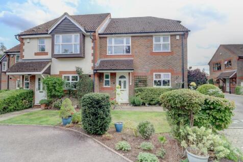 Lyndon Gardens, Buckinghamshire HP13 3 bed end of terrace house for sale