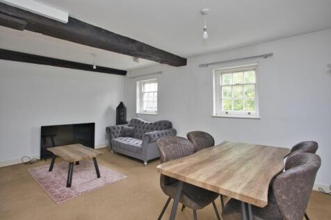 London Road, Dover, Kent, CT17 1 bed flat for sale