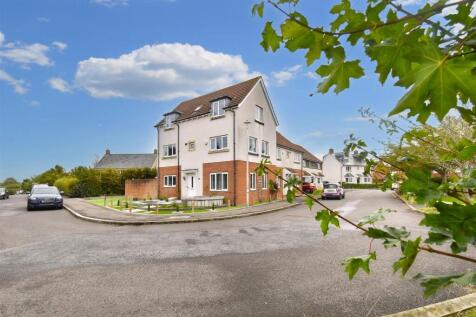 5 bedroom town house for sale