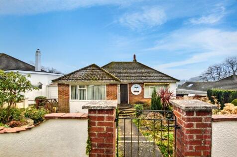 2 bedroom detached bungalow for sale