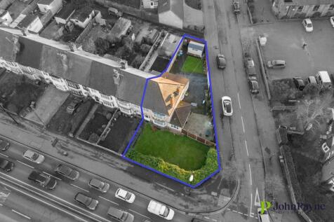 Kenpas Highway, Green Lane, Coventry... 3 bed end of terrace house for sale