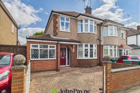 Ulverscroft Road, Cheylesmore... 3 bed semi