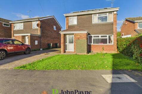 Poitiers Road, Cheylesmore, Coventry... 4 bed detached house for sale