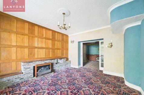 2 bedroom semi-detached house for sale