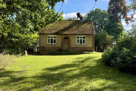 Furze Hill, Fordingbridge, SP6 2 bed detached house for sale