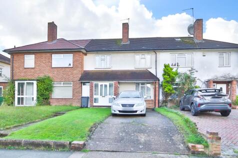 3 bedroom terraced house for sale