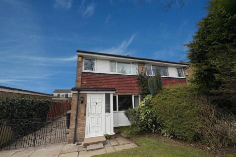 Torrin Close, Stockport SK3 3 bed house for sale