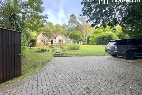 3 bedroom bungalow for sale