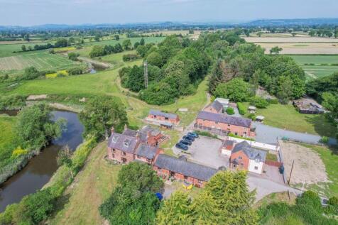 Llandrinio, Llanymynech 5 bed detached house for sale
