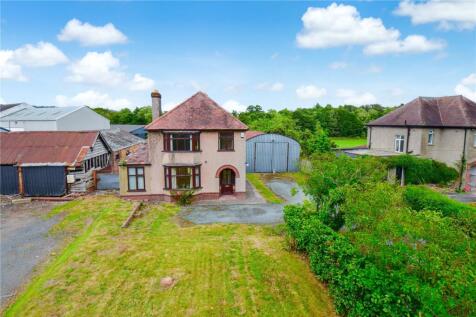 Bromfield Road, Shropshire SY8 3 bed detached house for sale