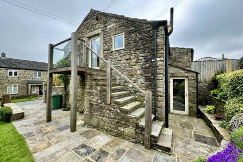 2 bedroom barn conversion for sale