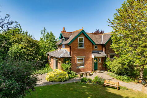 Riverbank Cottage,Over Dinsdale... 3 bed semi