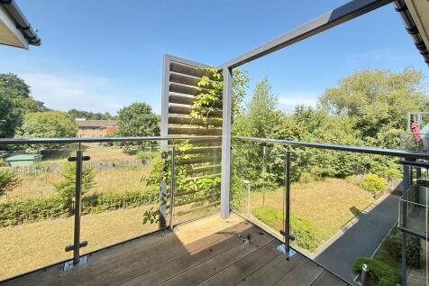 47 Meadow Court, Sarisbury Green 2 bed retirement property for sale