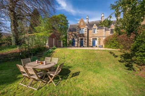 Holy Trinity Rectory, 20 High Cross... 5 bed semi
