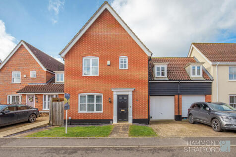 Sowdlefield Walk, Mulbarton 3 bed link detached house for sale