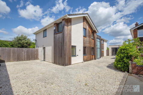 Karen Close, Hethersett 5 bed detached house for sale