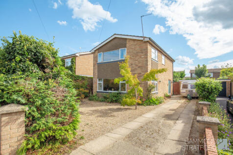 Richardson Crescent, Hethersett 4 bed detached house for sale