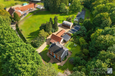 Suton Street, Suton 4 bed detached house for sale
