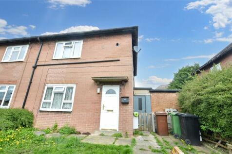 2 bedroom semi-detached house for sale