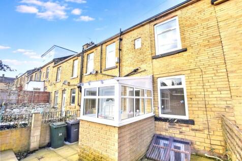 Mark Street, Bradford, West Yorkshire 2 bed terraced house for sale