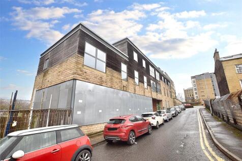 Flat 6, 2 Hallgate, Bradford, West... 1 bed apartment for sale