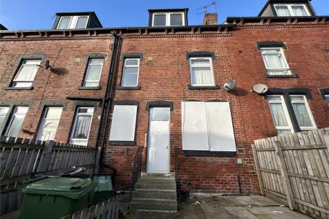 Bude Road, Leeds, West Yorkshire 2 bed terraced house for sale