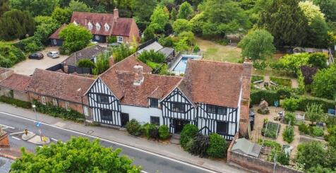 8 bedroom detached house for sale