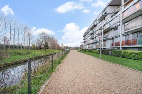 Chadwell Lane, Hornsey N8 1 bed apartment for sale