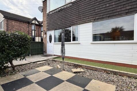 Bridge Court, Saltcotes Road, Lytham 2 bed flat for sale