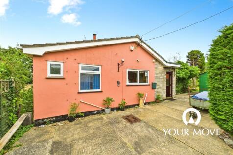 Willow Road, Suffolk NR33 2 bed bungalow for sale