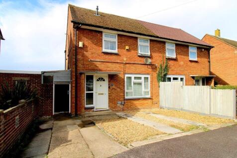 Farley Hill, Farley Hill, Luton... 2 bed semi