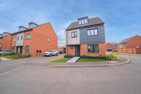 Perry Gardens, Shirley, B90 4 bed detached house for sale