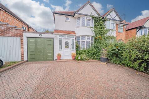 Wherretts Well Lane, Solihull, B91 3 bed semi