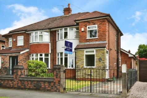 Demmings Road, Greater Manchester SK8 4 bed semi