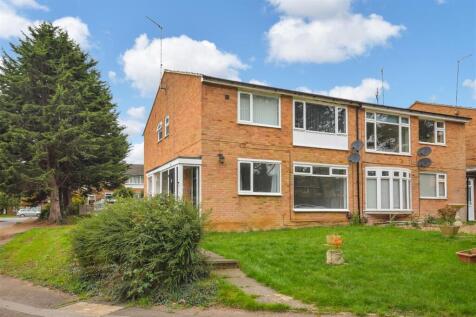 Conifer Rise, Northampton NN3 2 bed maisonette for sale